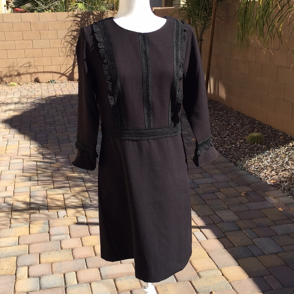 ANN TAYLOR 🖤 Black Ruffle Dress